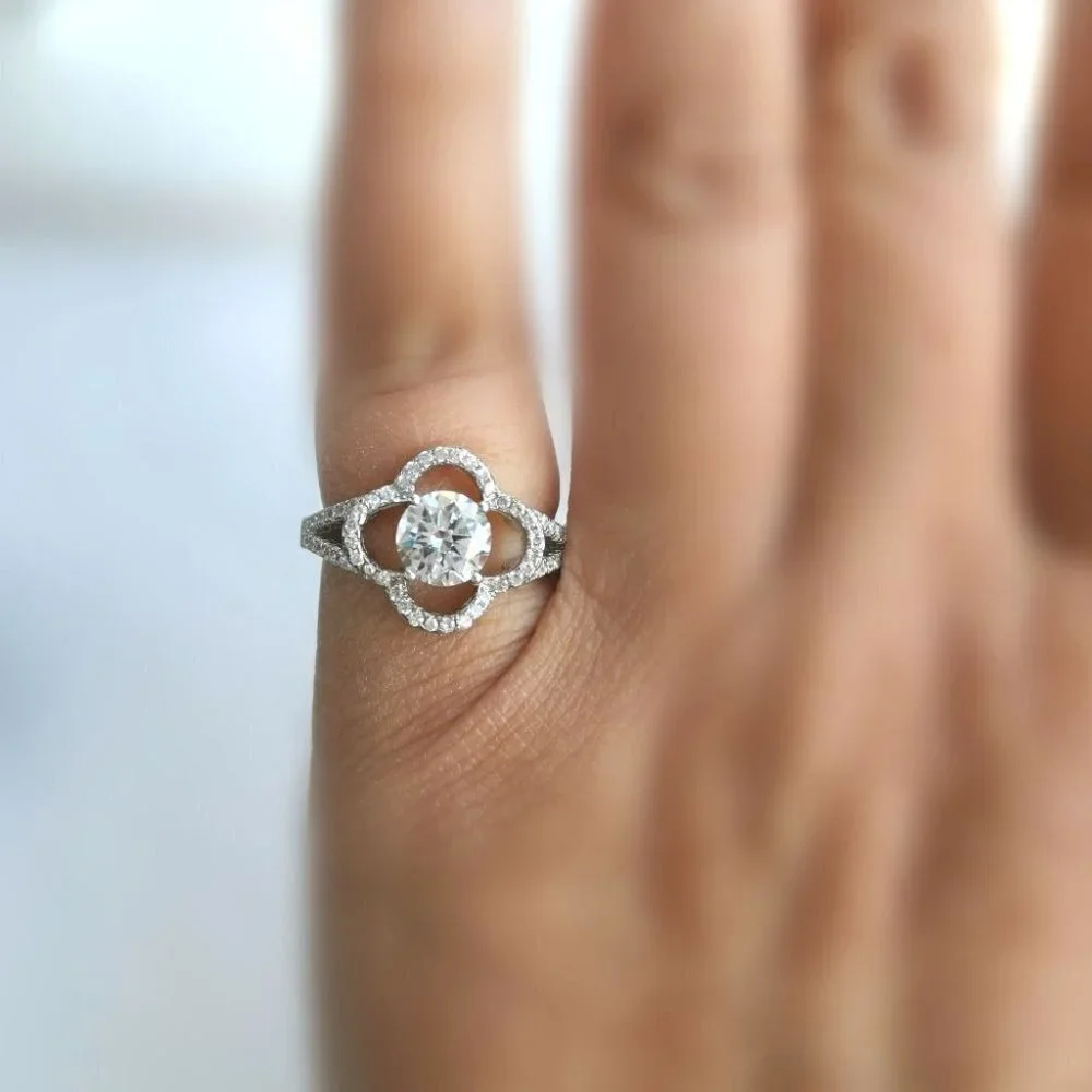 NEW Sterling Silver Clover CZ ring size 6